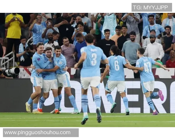 水平座足球明星的传奇人生与场上风采解析